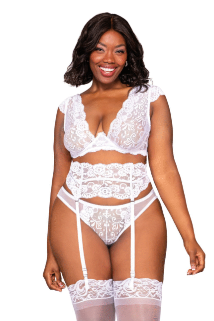 Keyhole Back Lace Set Plus Size-1